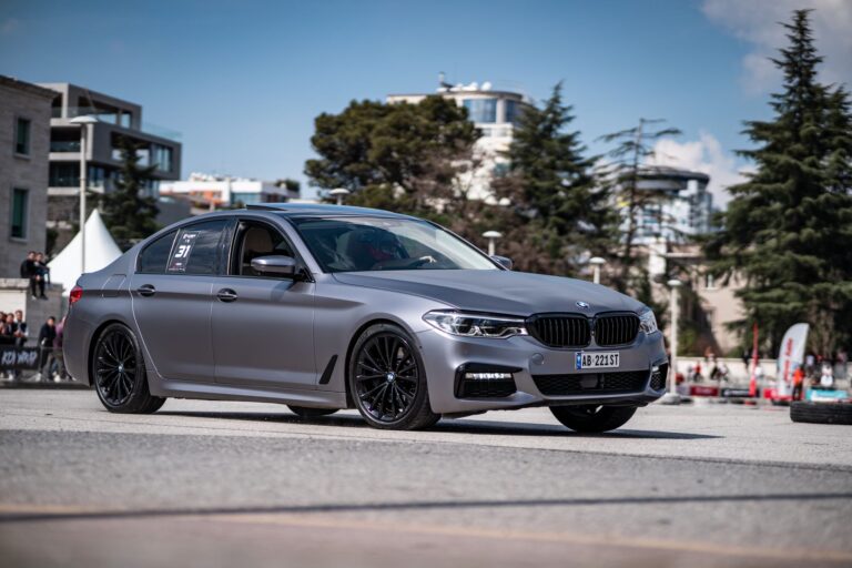 BMW F10 auto : Guide complet série 5 occasion